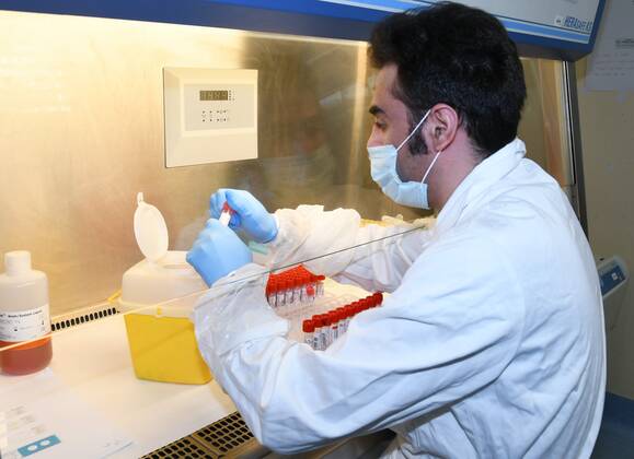 Varese, Italy ASST Sette Laghi Research procedure in the microbiology laboratory led by Prof. Fabrizio Maggi and his team during the reconstruction of the new virus genome with the sequencing of the entire instrumental of the entire spike protein, the part of Sars CoV- 2 In the photo: moments of the virus analysis and identification process  Copyright: xNickxZonnax xIPAx xNickxZonnax