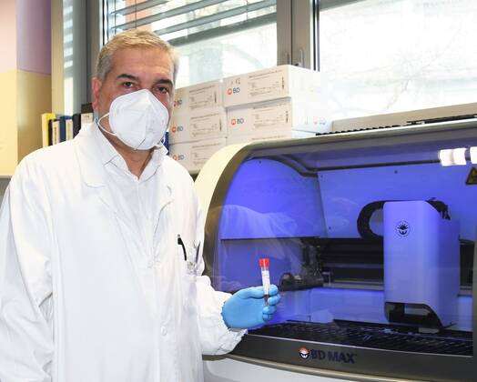 Varese, Italy ASST Sette Laghi Research procedure in the microbiology laboratory led by Prof. Fabrizio Maggi and his team during the reconstruction of the new virus genome with the sequencing of the entire instrumental of the entire spike protein, the part of the Sars CoV- 2 In the photo: Prof. Fabrizio Maggi  Copyright: xNickxZonnax xIPAx xNickxZonnax