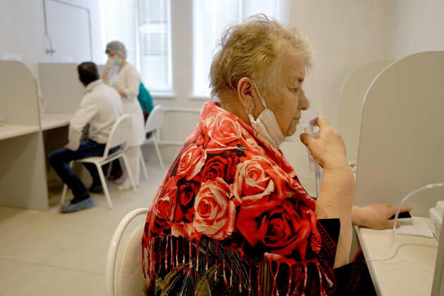 CHEBOKSARY, RUSSIA â€“ MARCH 9, 2021: A patient receives inhalation therapy in the Chuvashiyakurort sanatorium. The sanatorium delivers rehabilitation and care to patients after COVID-19. Chuvashiakurort offers hydrotherapy and mud bath therapy in combination with traditional sanatorium services and state-of-the-art medical technology. The unique feature of the sanatorium is therapeutic sapropelic mud from Kogoyar Lake, which is situated near the Volga River. Semyon Antonov TASS  TS0F8F1A