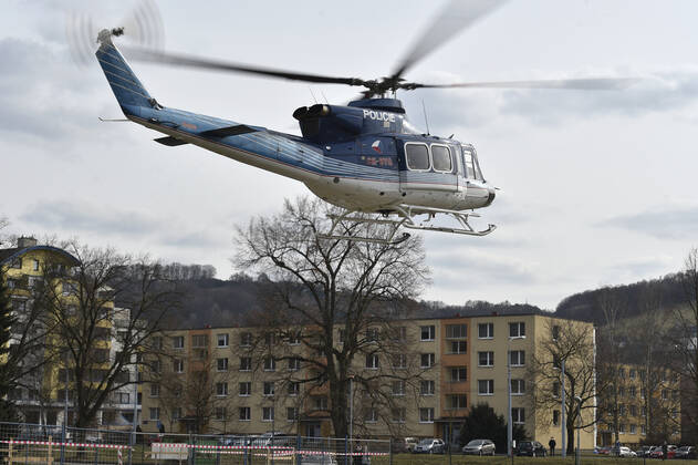 Coronavirus in Tschechien, Krankentransport in Ostrava Transport of a COVID-19 patient by police helicopter from the Tomas Bata Regional Hospital in Zlin to Ostrava, Czech Republic, March 9, 2021. (CTKxPhoto DaliborxGluck) CTKPhotoP202103090589301  dg 009 k