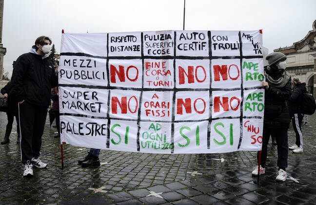 Coronavirus in Italien, Protest von Angestellten im Sport-Sektor in Rom Foto IPP Fabio Cimaglia Roma 09 03 2021 emergenza coronavirus - covid 19 nella foto la manifestazione di protesta dei lavoratori del settore sport Roma 09 03 2021 - Manifestazione