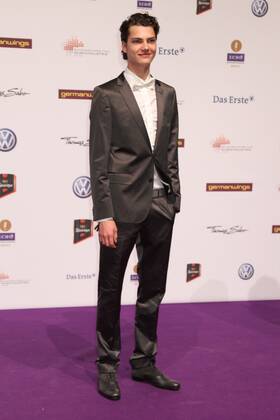 Jimi Blue Ochsenknecht beim Echo 2011 - dem Deutschen Musikpreis am Roten Teppich in der Messe Berlin am Funkturm. Es ist der 20. Echo. 20 Jahre Echo. Copyright: xEventpress Herrmannx