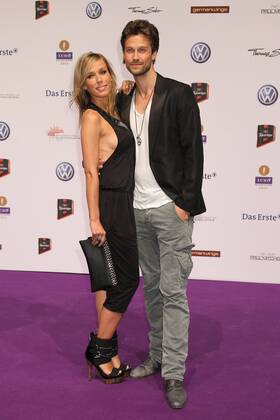 annemarie warnkross und wayne carpendale beim Echo 2011 - dem Deutschen Musikpreis am Roten Teppich in der Messe Berlin am Funkturm. Es ist der 20. Echo. 20 Jahre Echo. Copyright: xEventpress Herrmannx