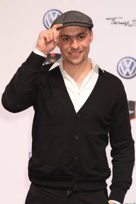 Max Mutzke beim Echo 2011 - dem Deutschen Musikpreis am Roten Teppich in der Messe Berlin am Funkturm. Es ist der 20. Echo. 20 Jahre Echo. Copyright: xEventpress Herrmannx