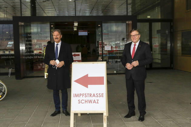 AUT, 2021-03-11; FEATURE COVID GESUNDHEIT - GROSSANGELEGTE IMPFAKTION MIT BIONTECH-PFIZER IM BEZIRK SCHWAZ: ;