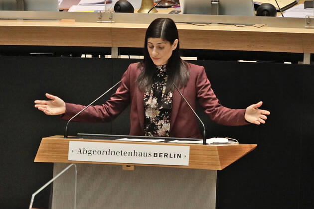 Derya Caglar, SPD, Debatte im Abgeordnetenhaus 11.03.2021 Derya Caglar, SPD, Debatte im Abgeordnetenhaus Berlin am 11. März 2021 Berlin Abgeordnetenhaus Berlin GER