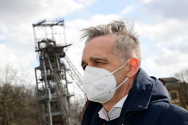 Bundesaußenminister Heiko Maas (SPD) besucht am Freitag (12.3.2021) das Corona-Testzentrum auf dem Gelände des Bergwerks Saar in Ensdorf.