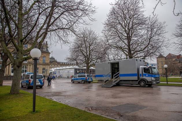 Stuttgart Themenbilder: Landtag von Baden-Wuerttemberg, Stuttgart, 14.03.2021, Themenbilder: Landtag von Baden-Wuerttemberg, Stuttgart, Polizei auf dem Stuttgarter Schlossplatz, 14.03.2021, Copyright: xEIBNER DROFITSCHx EP_ddh