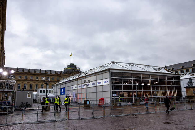 Stuttgart Themenbilder: Landtag von Baden-Wuerttemberg, Stuttgart, 14.03.2021, Themenbilder: Landtag von Baden-Wuerttemberg, Stuttgart, Polizei auf dem Stuttgarter Schlossplatz, ARD und ZDF Studio, 14.03.2021, Copyright: xEIBNER DROFITSCHx EP_ddh
