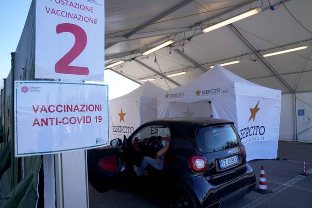 Milan, Opening of Eos National Vaccination Campaign, First Drive Through Anticovid 19 vaccination point in the Trenno Park of Via Novara Editorial Usage Only  Copyright: xDuilioxPiaggesix xIPAx