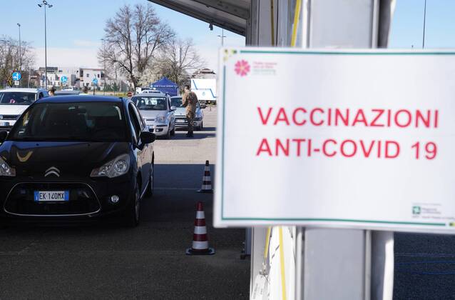 Milan, Opening of Eos National Vaccination Campaign, First Drive Through Anticovid 19 vaccination point in the Trenno Park of Via Novara Editorial Usage Only  Copyright: xDuilioxPiaggesix xIPAx