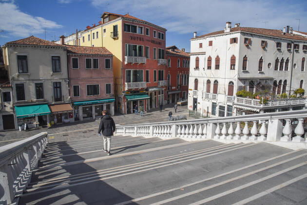 Coronavirus in Italien, Harter Lockdown in Venedig Ponte degli Scalzi during Venice in the Red Zone, News in Venice, Italy, March 15, 2021 Editorial Usage Only  Copyright: xLiveMedia SimonexPiccirillix xIPAx