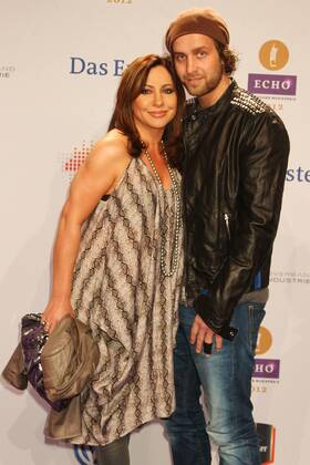 Simone Thomalla + Silvio Heinevetter beim Echo 2012 dem Deutschen Musikpreis auf dem Roten Teppich vor der Verleihung in der Messe Berlin. Copyright: xEventpressxHerrmannx