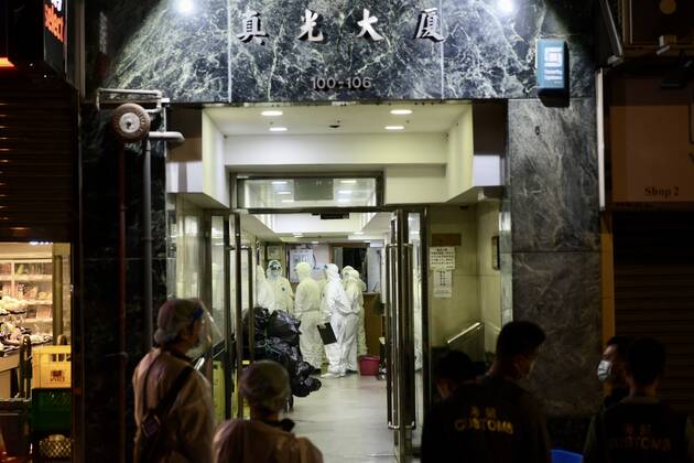 March 15, 2021, Hongkong, Hongkong, China: Another 4 buildings are blocked and all citizens have to take the COVID-19 nucleic acid testing in Hongkong,China on 15th March, 2021. Hongkong China  - ZUMAt151 20210315_zia_t151_014 Copyright: xTpgx