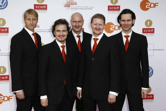 amarcord 5 auf dem Roten Teppich bei der Verleihung des ECHO Klassik 2012 im Konzerthaus Berlin auf dem Gendarmenmarkt im Herzen Berlins. Copyright: xEventpressxHerrRax