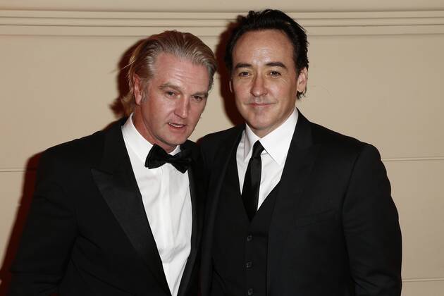 Detlev Buck und John Cusack bei der Verleihung des GQ Maenner des Jahres 2012 in Berlin. Maenner Stil Magazin GQ Gentlemens Quarterly aus dem Conde Nast Verlag verleiht in der Komischen Oper in Berlin den Award. Copyright: xEventpressxRadkex
