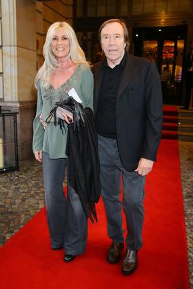 GÃ?nter und Elvira Netzer bei der Verleihung der Goldene Sportpyramide 2013 im Hotel Adlon in Berlin Copyright: xEventpressxRadkex