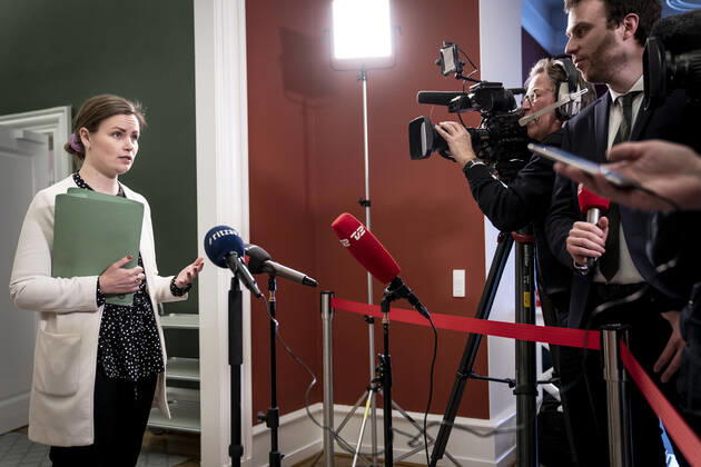 Coronavirus in Dänemark, Minister beraten über Lockerungen der Corona-Maßnahmen Mai Villadsen (EL) ankommer til moede i Statsministeriet om en yderligere genaabning af landet, paa Christiansborg torsdag den 18. marts 2021.. , Copenhagen Denmark Copyright: RitzauxScanpix MadsxClausxRasmussenx cop103 spdk20210318-181024-L