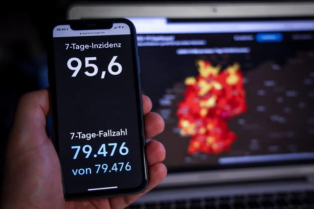 News Bilder des Tages Coronavirus in Deutschland - Covid-19-Dashboard des Robert Koch-Institut 19.03.2021: Robert Koch-Institut: 7-Tage-Inzidenz 95,6. 7-Tage-Fallzahl 79.476.