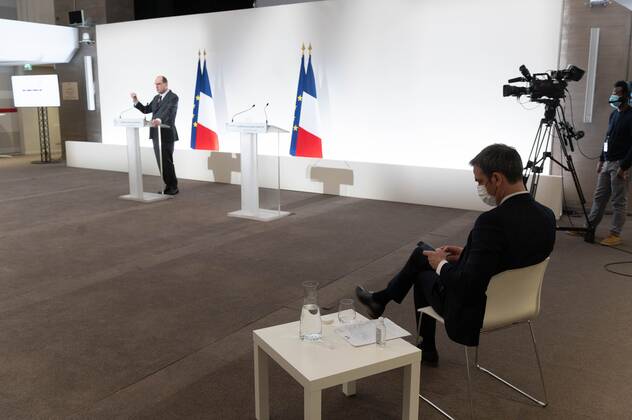 French Prime Minister Jean Castex and French Prime Minister Jean Castex and French Health and Social Affairs Minister Olivier Veran. French Prime Minister Jean Castex and French Health and Social Affairs Minister Olivier Veran during a press conference on the French government?s current strategy for Covid-19 pandemic. Conference de presse de Jean Castex et Olivier Veran sur la strategie du gouvernement face a la pandemie de covid-19. Paris, FRANCE-18 03 2021 NEWS : Conference de presse du premier ministre et de la ministre de la sante et des affaires sociales sur la strategie du gouvernement face a la pandemie de covid-19 - Paris - 18 03 2021 Pool Panoramic 