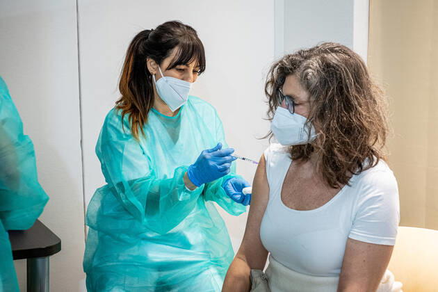 Milan - Astrazeneca vaccine against covid-19. Vaccines to teachers and school staff at the Museum of Science and Technology Editorial Usage Only Copyright: xMarcoxPassarox xIPAx
