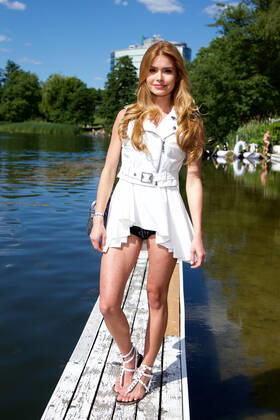 Pamela Reif beim Moet Party Day 2016 am Kudamm Beach in der Koenigsallee 5B in Berlin. Copyright: xEventpressxRadkex