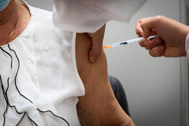 March 20, 2021, Matosinhos, Portugal: Maria Augusta, 80 years old, gets her second dose of the Moderna vaccine..In the Vaccination Center of Matosinhos 1000 elderly people were summoned to receive the second dose of the Moderna covid-19 vaccine. Matosinhos Portugal - ZUMAs197 20210320_zaa_s197_340 Copyright: xTeresaxNunesx