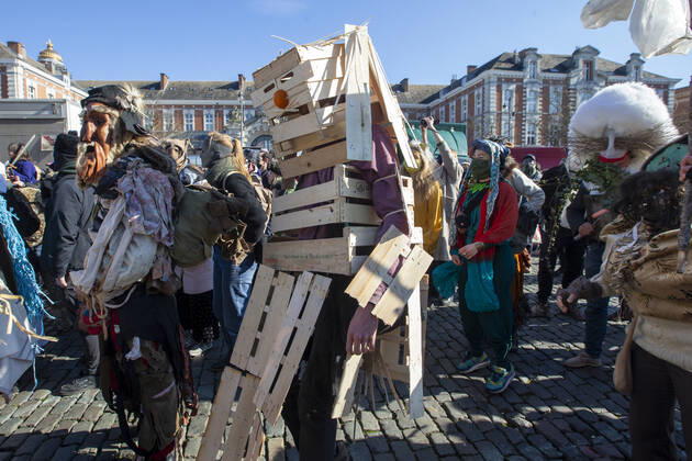 Illustration picture shows the Carnaval Sauvage at the Vossenplein place du jeu de Balle in the Brussels Marollen Marolles neighbourhood, Saturday 20 March 2021.  NICOLASxMAETERLINCK 2675963