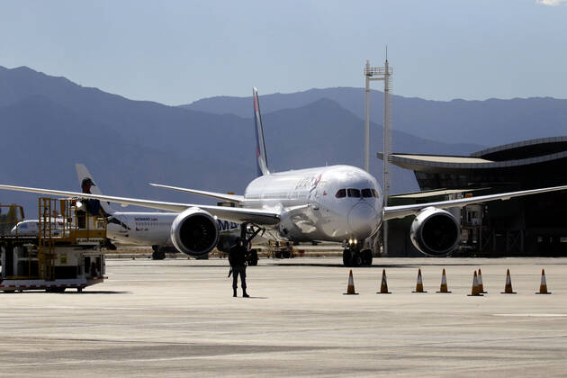Santiago 21 March 2021 Authorities receive the sixth shipment of Sinovac Vaccines against covid 19 composed of 2 million doses, these were received at the Nuevo Pudahuel Airport Javier Salvo Aton Chila, Santiago Chile Aton 496217  Copyright: JAVIERxSALVO ATONxCHILE