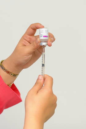 March 22, 2021, Taipei, Taiwan: A nurse prepares a dose of AstraZeneca vaccine as Taiwan begins vaccinations, at Shin Kong Wu Ho-Su Memorial Hospital in Taipei. Taipei Taiwan - ZUMAs197 20210322_zaa_s197_032 Copyright: xYin-ShanxChiangx