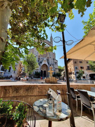 Themenfoto: Reisen, Corona, Mallorca, 22.03.2021 Hygiene wird auch auf den Baeleareninsel Mallorca wie hier in Sollegross geschrieben. Themenfoto: Reisen, Corona, Mallorca - Copyright: xAugstx xEibner-Pressefotox EP_jat