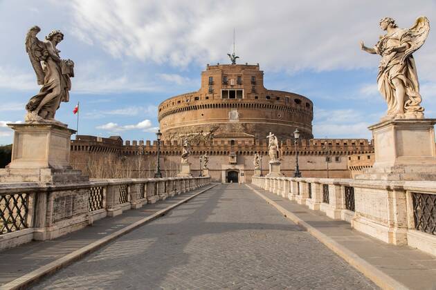 March 22, 2021, Rome, Italy, Colombia: Castel Sant Angelo as seen on a Monday afternoon. Rome is living the second week of another lockdown related to Covid19. Tight measures should stay in place at least till Easter. Rome Colombia - ZUMAm174 20210322_zip_m174_005 Copyright: xFrancescoxMoltenix