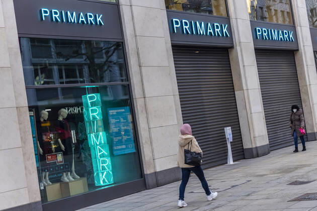 Lockdown geht in die Verlängerung. War s das bereits mit der vorsichtigen Ladenöffnung? Primark. 22.03.2021: DEU, Deutschland, Baden-Württemberg, Stuttgart.