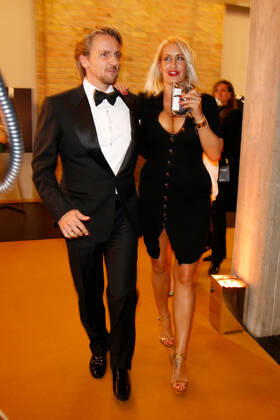 Sarah Connor mit Freund Florian Fischer auf dem Roten Teppich beim Dreamball 2017 im Westhafen Event & Convention Center (WECC) in Berlin. Copyright: xEventpressxGolejewskix