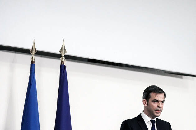 Le ministre francais de la Sante, Olivier Veran, donne une conference de presse sur la strategie actuelle du gouvernement francais face a la pandemie actuelle de Covid-19 a Paris, France, le 25 mars 2021. French Health Minister Olivier Veran delivers a press conference on the current French government strategy for the ongoing Covid-19 pandemic in Paris, France, on March 25, 2021. NEWS : Conference de presse du ministre de la Sante Olivier Veran sur la situation hedomadaire du Covid-19 - paris - 25 03 2021 POOL PANORAMIC  00518588_000026