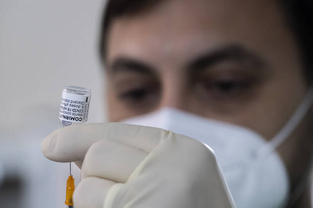 Italy: vaccination Museo Madre Naples, the new vaccination point against COVID-19 opens today, 27 March 2021, at the museo madre, the city s museum of contemporary art. detail the vials of the Pfizer vaccine ABPH1086 Copyright: xAntonioxBalascox