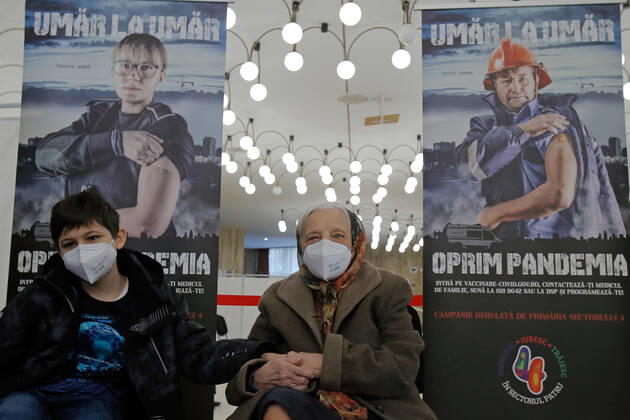 (210328) -- BUCHAREST, March 28, 2021 -- Zoea Baltag, 105-year-old, waits for medical observation after being vaccinated with the second shot of COVID-19 vaccine at a hospital in Bucharest, Romania, March 28, 2021. (Photo by Xinhua) ROMANIA-BUCHAREST-COVID-19-VACCINATION CristianxCristel 
