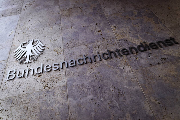 Hauptsitz des Bundesnachrichtendienst (BND) in Berlin, welcher zuvor in Pullach stationiert war. Der Bundesnachrichtendienst in Berlin ist neben dem Bundesamt für Verfassungsschutz und dem Militärischen Abschirmdienst einer der drei deutschen Nachrichtendienste des Bundes und als einziger deutscher Nachrichtendienst zuständig für die zivile und militärische Auslandsaufklärung. (Das Foto entstand mit Genehmigung des BND und unter Aufsicht des Teamleiters Öffentlichkeitsarbeit der BND Stabsstelle Kommunikation) Berlin, 01.04.2021