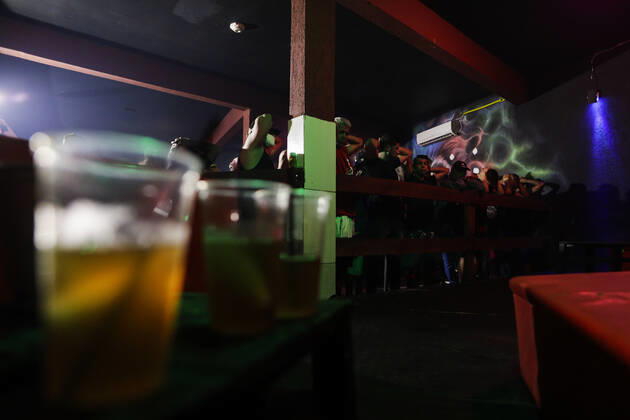 April 10, 2021, Sao Paulo, SP, Brazil: April 10, 2021, Sao Paulo, SP, Brazil: Sao Paulo s government task force did close a clandestine house party east zone of the city. A state decree prohibits non-essential services open during the Covid-19 outbreak fight. About 80 person was in local without protection mask. Sao Paulo Brazil - ZUMAc168 20210410_zap_c168_002 Copyright: xMarceloxChellox