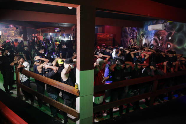 April 10, 2021, Sao Paulo, SP, Brazil: April 10, 2021, Sao Paulo, SP, Brazil: Sao Paulo s government task force did close a clandestine house party east zone of the city. A state decree prohibits non-essential services open during the Covid-19 outbreak fight. About 80 person was in local without protection mask. Sao Paulo Brazil - ZUMAc168 20210410_zap_c168_003 Copyright: xMarceloxChellox