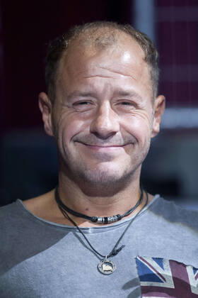 Der Schauspieler Willi HERREN ist in Koeln tot aufgefunden worden. Er wurde 45 Jahre alt. Saenger und Schauspieler Willi HERREN, Portraet, PortroƒÂ¤t, Portrait, angeschnittenes Einzelbild, Einzelmotiv, Pressekonferenz fuer die Veranstaltung Oberhausen feiert am 6. August 2016 im Stadion Niederrhein, 03.06.2016, o‚Â