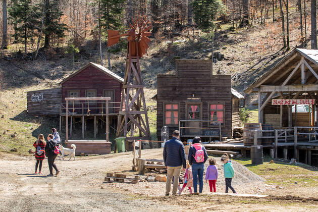 The famous cowboy village Roswell, located in the Municipality of Fužine, opened its doors to visitors The village of Roswell, where the film Winnetou was filmed, opened its doors to visitors in Fuzine, Croatia on April 24, 2021. NelxPavletic PIXSELL