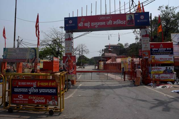 April 29, 2021, Prayagraj, Uttar Pradesh, India: Prayagraj: A deserted view of Bade Hanuman Temple in Prayagraj on Thursday, April 29, 2021. Prayagraj India - ZUMAv115 20210429_zap_v115_004 Copyright: xPrabhatxKumarxVermax