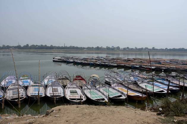 April 29, 2021, Prayagraj, Uttar Pradesh, India: Prayagraj: A deserted view of Sangam area in Prayagraj on Thursday, April 29, 2021. Prayagraj India - ZUMAv115 20210429_zap_v115_006 Copyright: xPrabhatxKumarxVermax