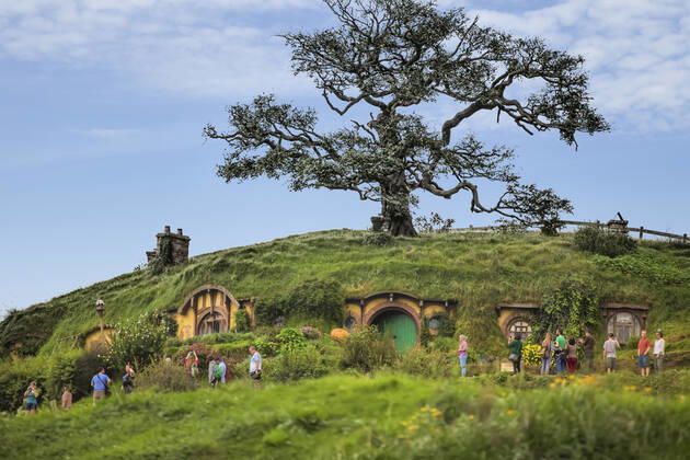 The tourist stop of Hobbiton on New Zealand s North Island. The site of the filming of the Lord of the Rings movies; Hobbiton, Waikato, New Zealand  Copyright: MicahxWright 33339171