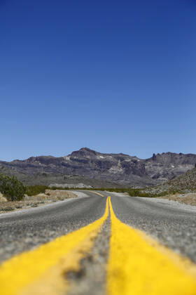 United States, 2013: the historic Route 66 (also known as Will Rogers Highway, Main Street of America or the Mother Road) United States, 2013: the historic Route 66 (also known as Will Rogers Highway, Main Street of America or the Mother Road). this route originally ran from Chicago (Illinois) to Los Angeles (California) between 1926 and 1985. The highway no longer have an official existence but remains one of the most famous roads in America. <br> America, North America, United States of America, USA  Copyright: xDuboisxCh Andia.frx 252193