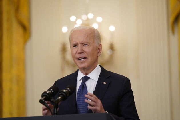 News Bilder des Tages May 10, 2021, Washington, District of Columbia, USA: United States President Joe Biden delivers remarks on the economy in the East Room of the White House in Washington, DC on Monday, May 10, 2021. Washington USA - ZUMAs152 20210510_zaa_s152_032 Copyright: xChrisxKleponisx-xPoolxViaxCnpx