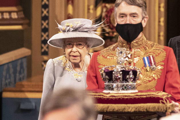 . 11 05 2021. London, United Kingdom. Queen Elizabeth II and Prince Charles, Prince of Wales at the State Opening of Parliament in London.  xPoolx xi-Imagesx IIM-22165-0033
