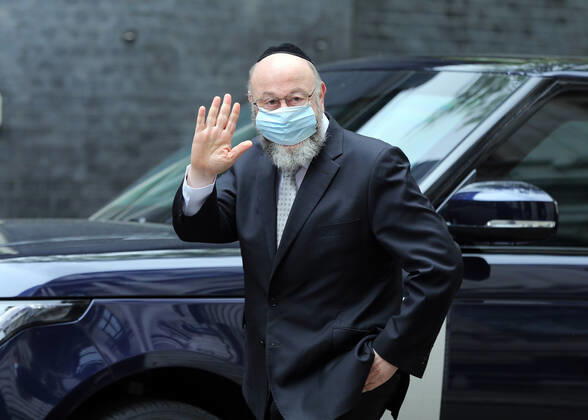 May 20, 2021, London, England, United Kingdom: Chief rabbiÃ‚ of theÃ‚ UKÃ‚ and CommonwealthÃ‚ EPHRAIM MIRVIS arrives at 10 Downing Street to meet with UK Prime Minister Boris Johnson. London United Kingdom - ZUMAs262 20210520_zip_s262_073 Copyright: xTayfunxSalcix