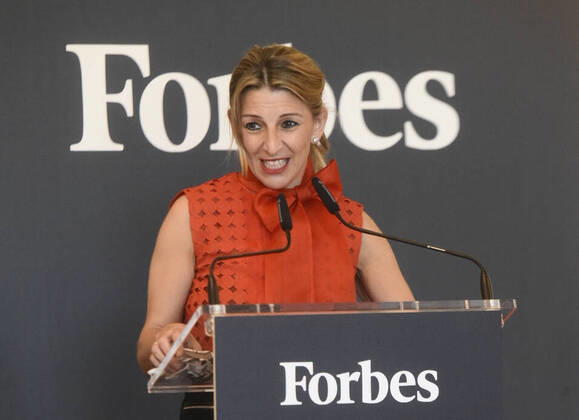The third vice-president and Minister of Labour, Yolanda Diaz, speaks during the presentation of the Forbes Award for the best company to work for, at the Westin Palace Hotel, on 25 May 2021, in Madrid (Spain). Every year, Forges elaborates its list of the 50 best companies to work for, a selection that this year acquires a strange relevance because of the pandemic, during which companies, and especially their Human Resources directors, have been challenged to implement extraordinary measures that take intoaccounttheir main asset, people. 25 MAY 2021;COMPANY;FORBES;FORBES AWARD;BEST COMPANY;ECONOMICS;HUMAN RESOURCES CÃ zaro De Luca LagenciaEP 05 25 2021 Madrid Madrid Spain Copyright: xCÃ zaroxDexLucax 3735838